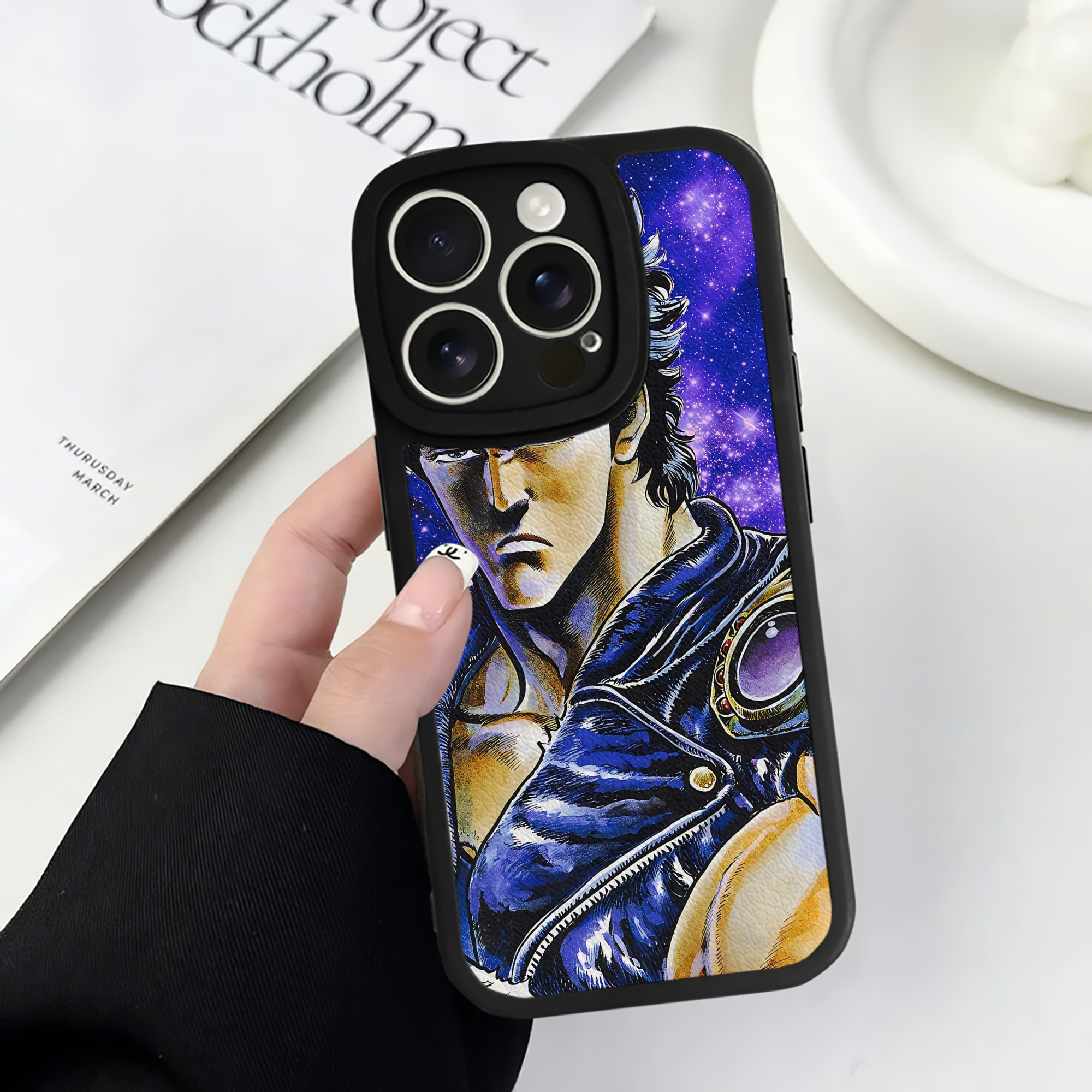 （画像用） 北斗の拳 Fist of the North Star 【iPhone 16シリーズ対応】シリコンスマホケース（レザー調） 材質：シリコン